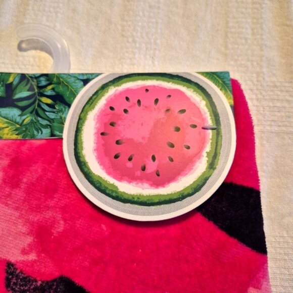 Summer Sol Watermelon round beach towel 55" diameter, fringed trim NWT - Picture 3 of 5